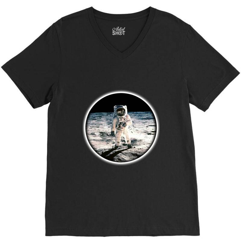 Astronaut Apollo V-neck Tee | Artistshot